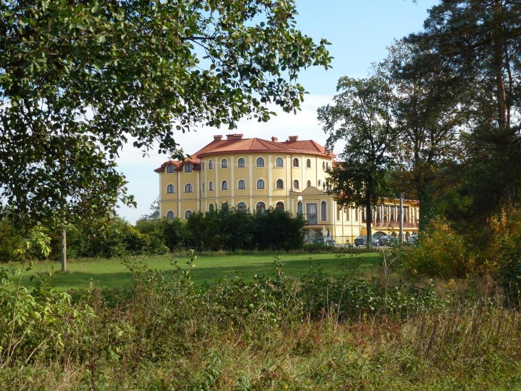 Hotel Krolewski Janów Lubelski Εξωτερικό φωτογραφία