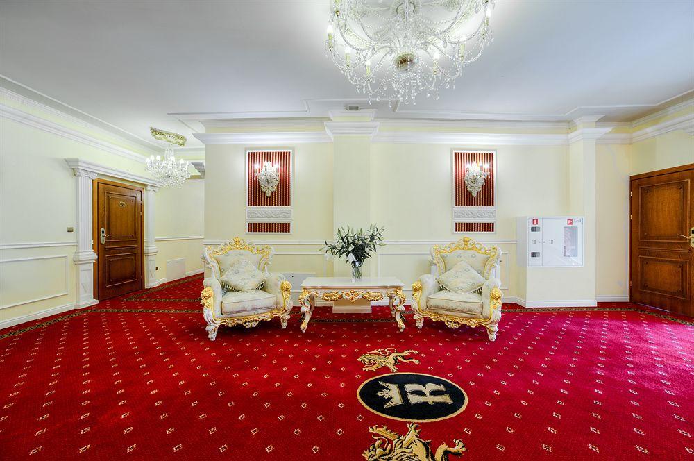 Hotel Krolewski Janów Lubelski Εξωτερικό φωτογραφία