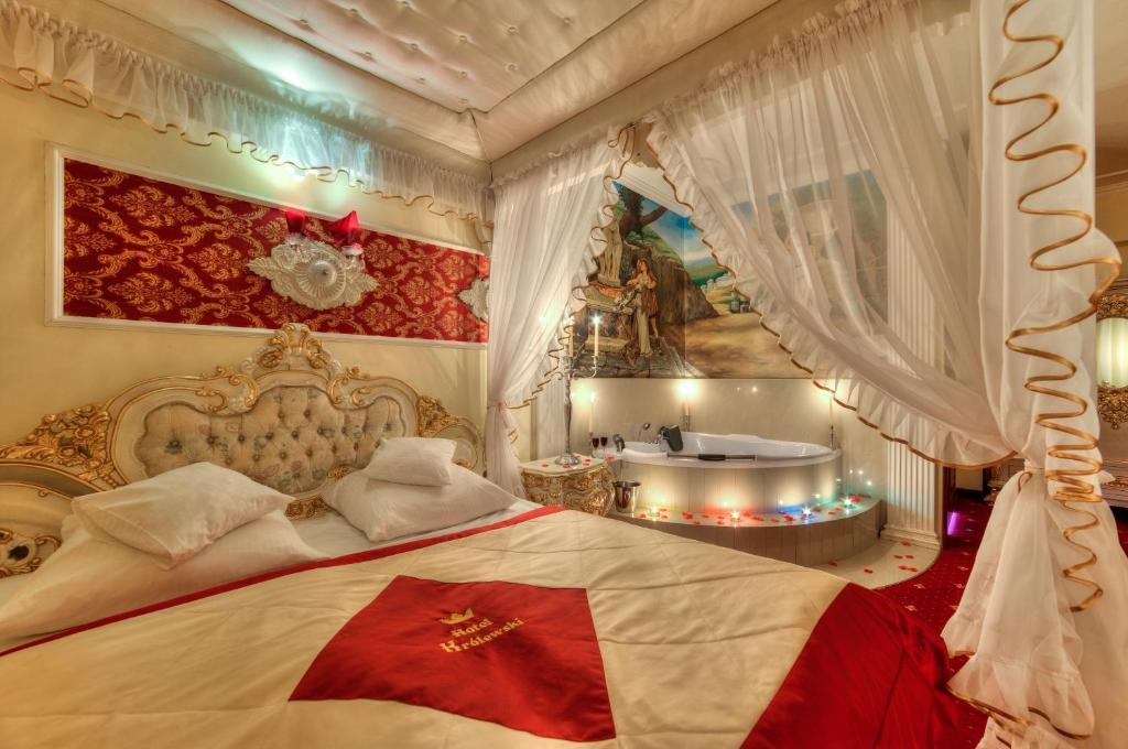 Hotel Krolewski Janów Lubelski Δωμάτιο φωτογραφία