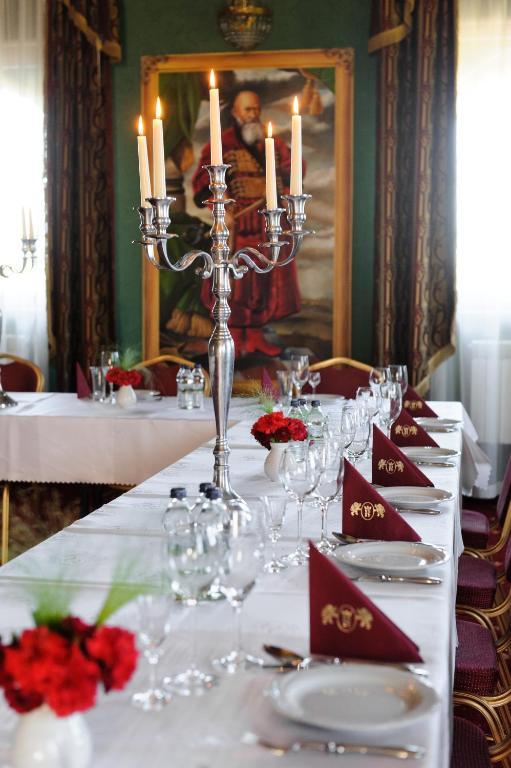 Hotel Krolewski Janów Lubelski Εξωτερικό φωτογραφία