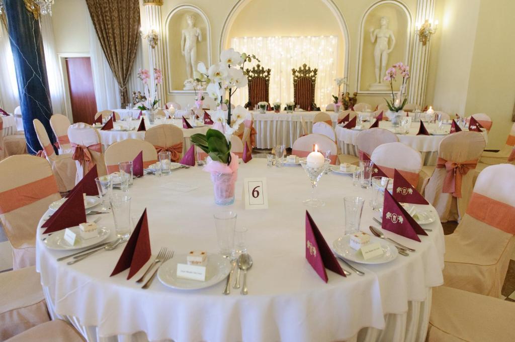 Hotel Krolewski Janów Lubelski Εξωτερικό φωτογραφία