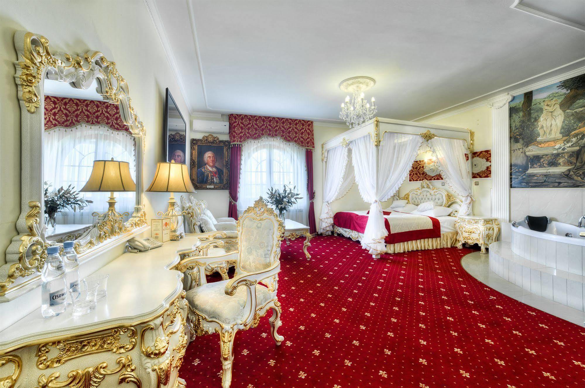 Hotel Krolewski Janów Lubelski Εξωτερικό φωτογραφία