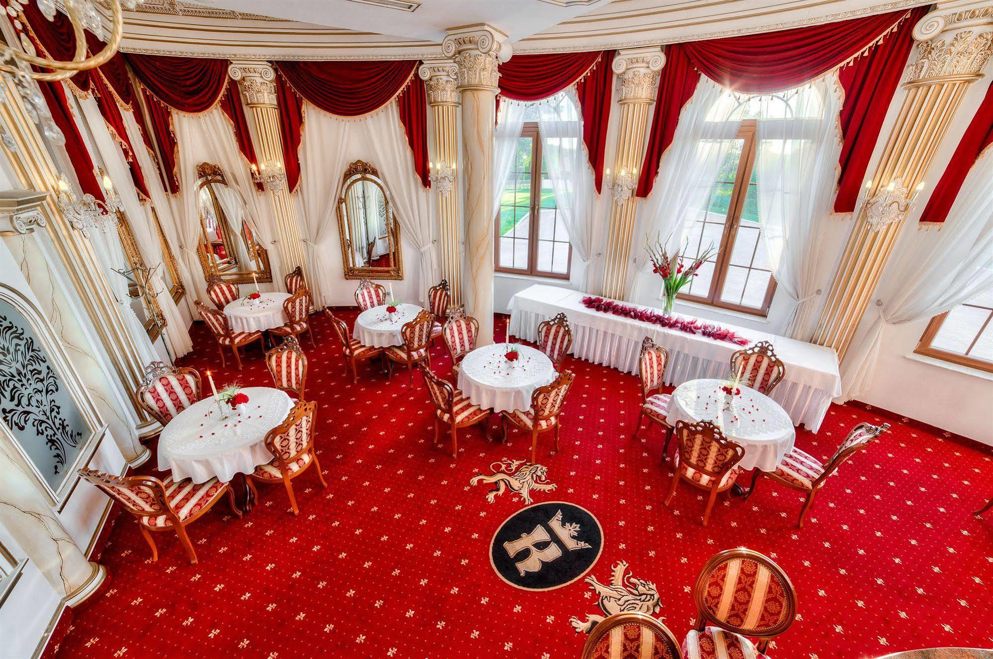 Hotel Krolewski Janów Lubelski Εξωτερικό φωτογραφία